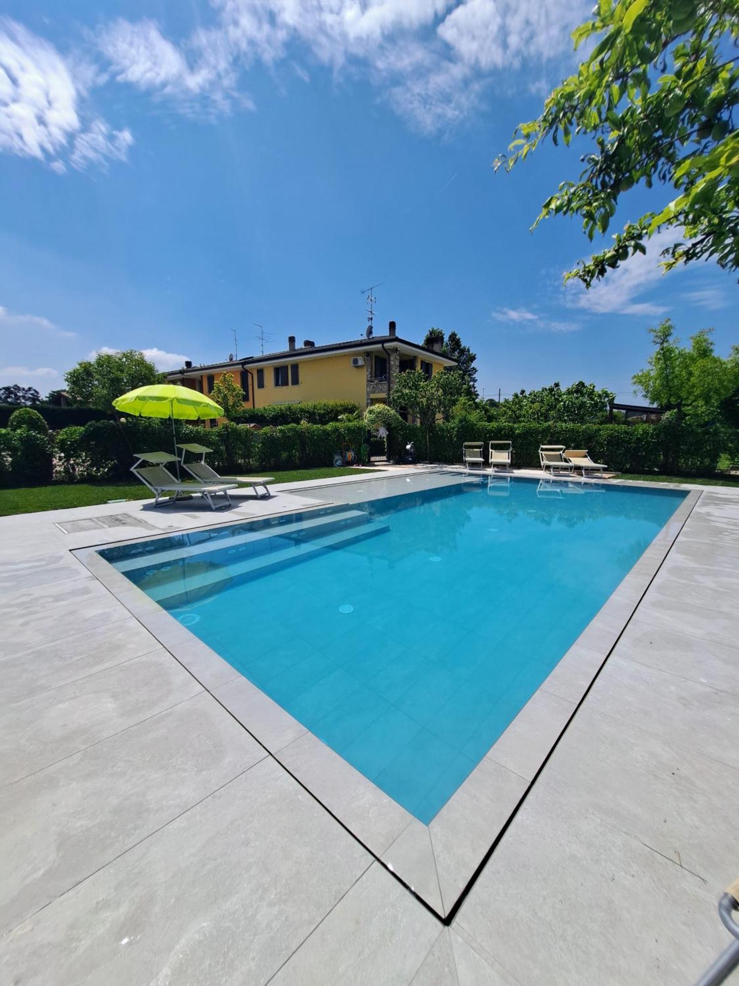 Sara Holiday Rentals Bardolino Exterior foto